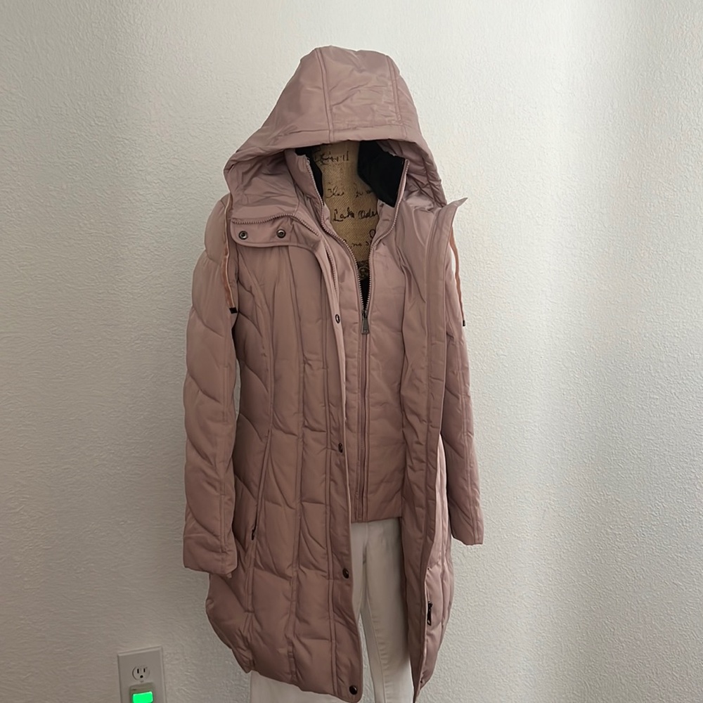Calvin Klein pink fitted puffer jacket. NWOT